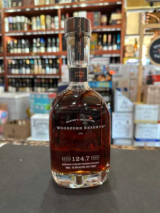 Buy Woodford Reserve Kentucky Bourbon - Whisky-Online Shop