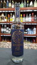 Load image into Gallery viewer, La Venenosa Punta Raicilla 750ml
